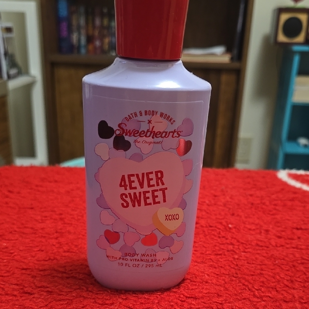 Bath & Body Works Sweethearts 4Ever Sweet Body Wash - Red and Purple
